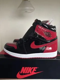 NIKE Air Jordan 1