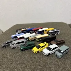 トミカ　いろいろ　まとめ売り トミカ 絶版 赤箱 まとめ売り 【新品未開封】美品 - メルカリ