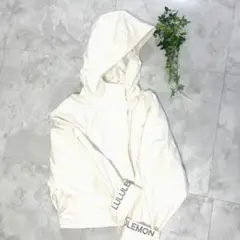 ✨美品✨ lululemon ルルレモン　Rain Chaser ジャケット