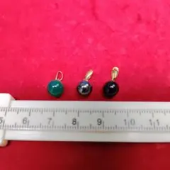 K18、小さな天然石ペンダントトップ、オニキスのみシルバー、管理No.80110