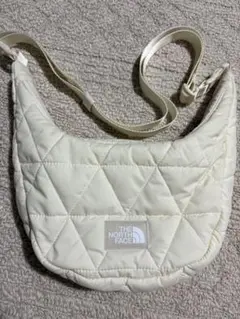 韓国 ノースフェイス バッグ