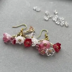 ハンドメイド ピアス 花束風 ガラス キラキラ フラワービーズ お試し価格 赤