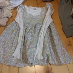 プティマイン　花柄フリルチュニック（長袖）