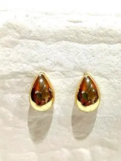 «新品未使用品»ぷっくりドロップピアス