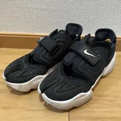 箱あり Nike アクアリフト 23.5cm ブラック タビスニーカー