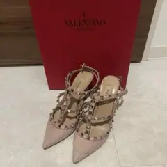 VALENTINO ヴァレンティノ ロックスタッズパンプス美品♡ 2025年最新】valentino ロックスタッズパンプスの人気アイテム