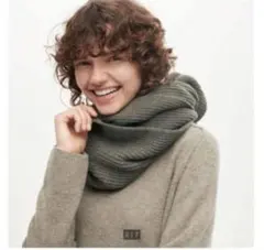 【新品未使用】UNIQLO U♡ベージュ ニットストール