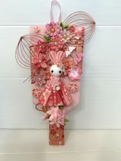 ちりめん細工 ウサギと花の装飾