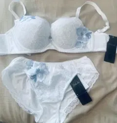 即購最優先‼︎WACOALサルート⭐︎タグ付き新品⭐︎ブラジャーショーツセット