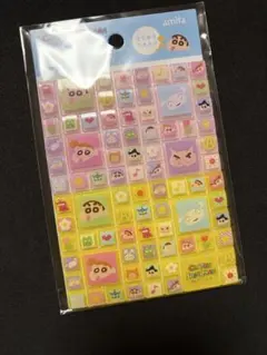 タイルシール　ブロックシール　クレヨンしんちゃん　セリア　シール