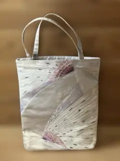 9月28日までの出品/中古帯(正絹唐織生地 )のA4サイズの入るの手提げバッグ②