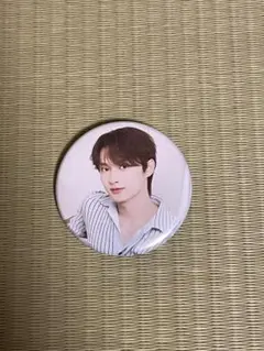 SEVENTEEN カフェ 缶バッジ ジュン