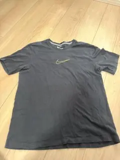 Nike ナイキ Tシャツ 蛍光