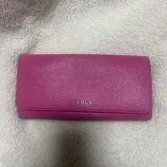 FURLA 財布