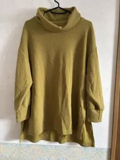 リブ編み ハイネック 長袖ニット マスタード