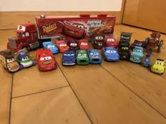 カリフォルニアディズニー、Cars ミニカー ☆14台セット - メルカリ