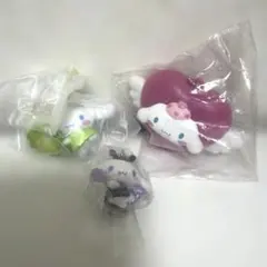 サンリオ　シナモロール　シナモン　ガチャ　キーホルダー　チャーム