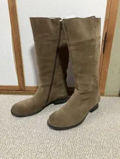 Item thumbnail for item 93d2c621-95de-4409-b02b-0b2b0be5b2dd