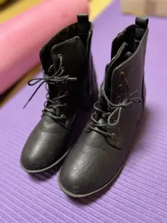 ブラックレースアップブーツ サイドファスナー付き
