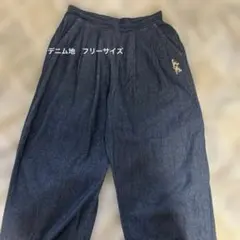 rough ラフ　デニム　ワイドパンツ　ねこ刺繍　フリーサイズ　ウエストゴム