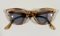 Item thumbnail for item c80ce256-82bd-4ba5-9fcb-1e9264110300