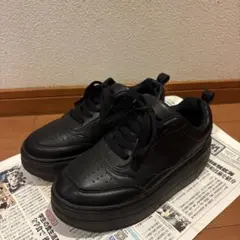 GU ボリュームソールコートスニーカー　M 厚底スニーカーのサムネイル