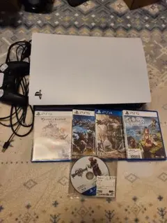 PS5 本体 CFI-1100Aディスクドライブ搭載モデル　ソフト5本付き