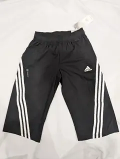 新品●アディダスadidas ブラックハーフパンツ 150cm　少し長め