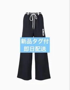 2026年最新】bibi スウェットの人気アイテム - メルカリ