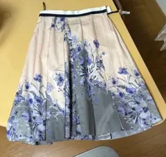 ダブスタ　スカート　花柄　36 Sサイズのサムネイル