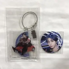 Stray Kids ハン アクリルスタンド 缶バッジ 2点セット