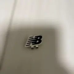 レ*ー様 New balance ゴルフマーカー　帽子側のみのサムネイル
