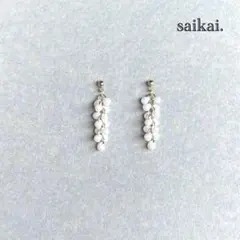 [977]小さなティアドロップの小ぶりピアス ホワイト パール ハンドメイド