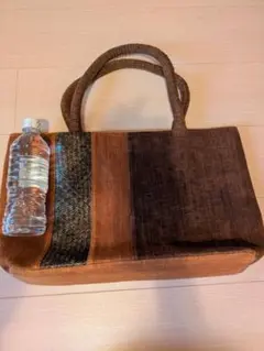 ブラウン系布製トートバッグ