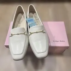 Bridget Birkin ホワイトローファー 24.5cmのサムネイル