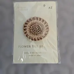 BIRDS' WORDS FLOWER TILE BROOCHのサムネイル
