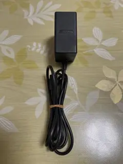 Nintendo Switch 充電器 純正品 HAC-002 ACアダプタ②