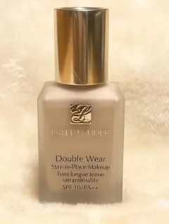 ESTEELAUDER DoubleWear62クールバニラ　ファンデーション