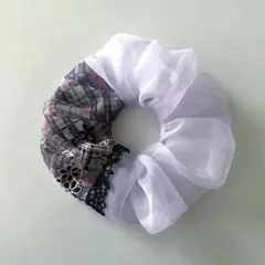 Newタータンチェック花刺繍チュール×アイスラベンダーオーガンジー⭐︎ シュシュ