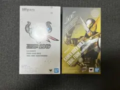 s.h.figuarts 仮面ライダービルド　トライアルフォームラビットドラゴン