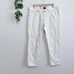 【リー】白デニム ストレートジーンズ ロゴボタン シンプル おしゃれ 定番（M）