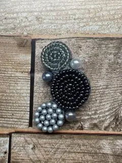 まるとまるとまるのブローチ（BLACK & silver）No.1