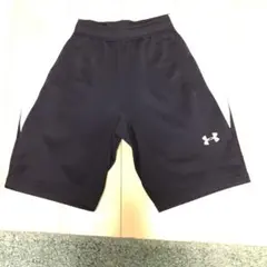 Under Armour 紺ハーフパンツ