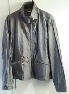 超希少色♥スタイリッシュ♥スタンドカラーブルゾン♥シャイニングシルバー♥コムサのサムネイル