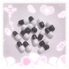 立体お薬 カプセル ネイルパーツ レジン ハンドメイド 地雷系 量産型 ゆめかわ