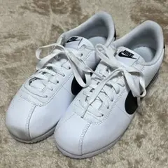 Nike ホワイト/ブラック スニーカー　24センチ