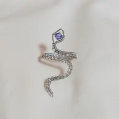 ワイヤーラッピング スネークモチーフリング シルバー☓タンザナイトver.