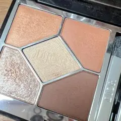 Dior サンククルール　423アンバーパール