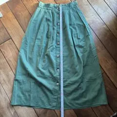 さらっと気持ちいいロングスカートのサムネイル