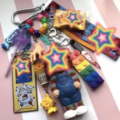 じゃらじゃらキーホルダー　カラフル　おもちゃ☆